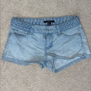 Jean shorts with braided detail